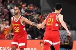 爱游戏tv-中国男篮完胜意大利男篮，莫里斯高光表现的简单介绍