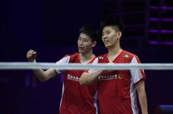 爱游戏在线-中国队险胜法国队，郑思维带队取胜