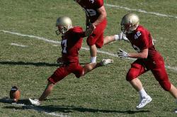 爱游戏APP-基耶萨状态火热点燃蓝衣军团，日本关键战突围突尼斯启示亚洲足球