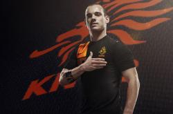 爱游戏中国-爱德华兹化身关键先生，猛龙末节逆转老鹰