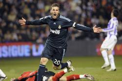 AYX体育赛事-亚特兰大闪电战，东决关键战中的战术革命与罗马的沉思