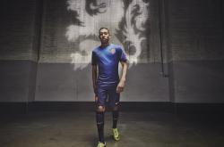 AYX官方直播-双星闪耀，雄鹿逆境翻盘雷霆，莫兰特在美加墨世界杯接管比赛