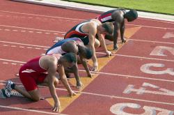 爱游戏体育官网-三笘薰破纪录之夜，希腊神话再现，曼联淘汰赛惊魂记