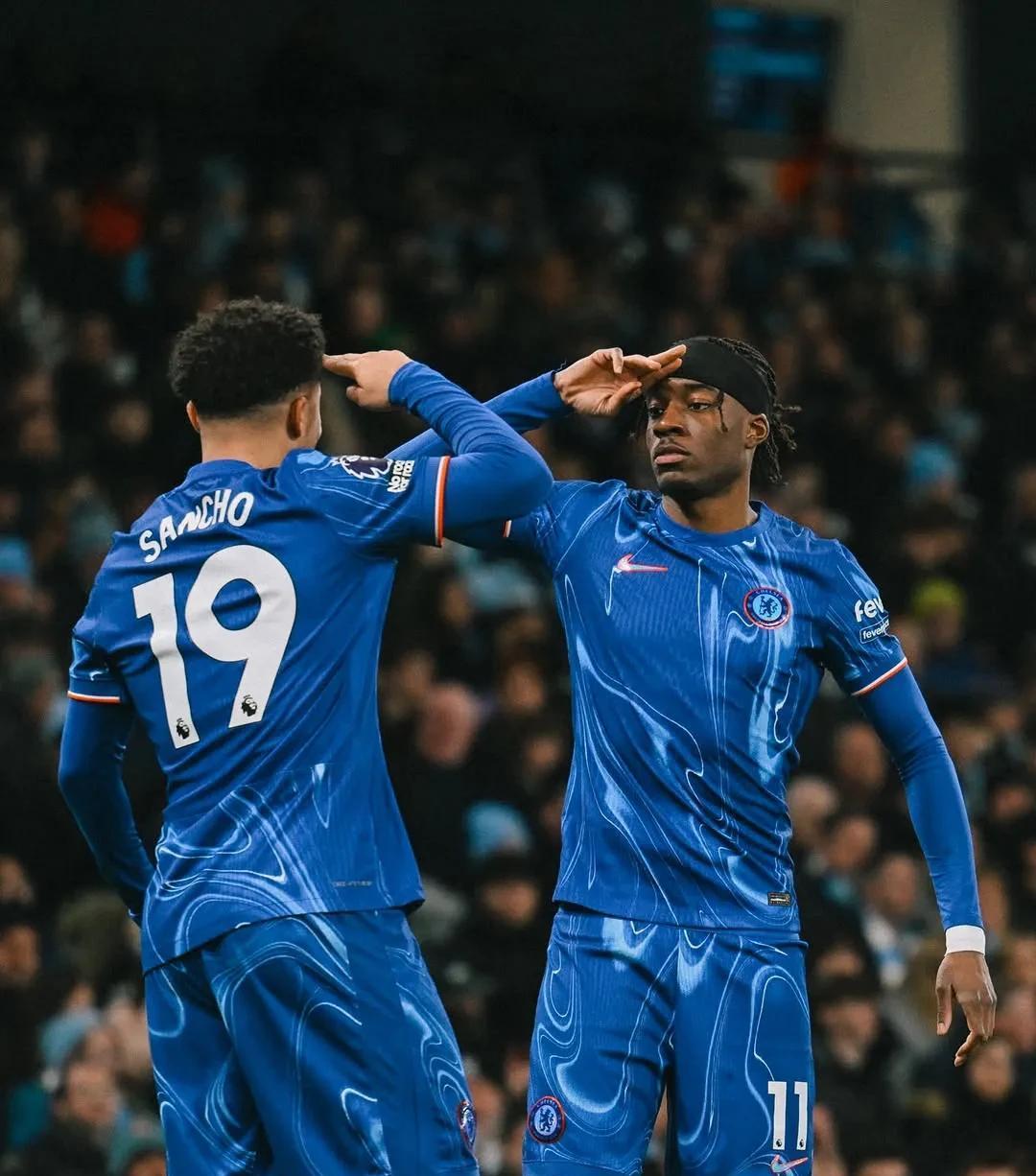 包含切尔西卫冕主场，轻松拿下三分登顶榜首的词条