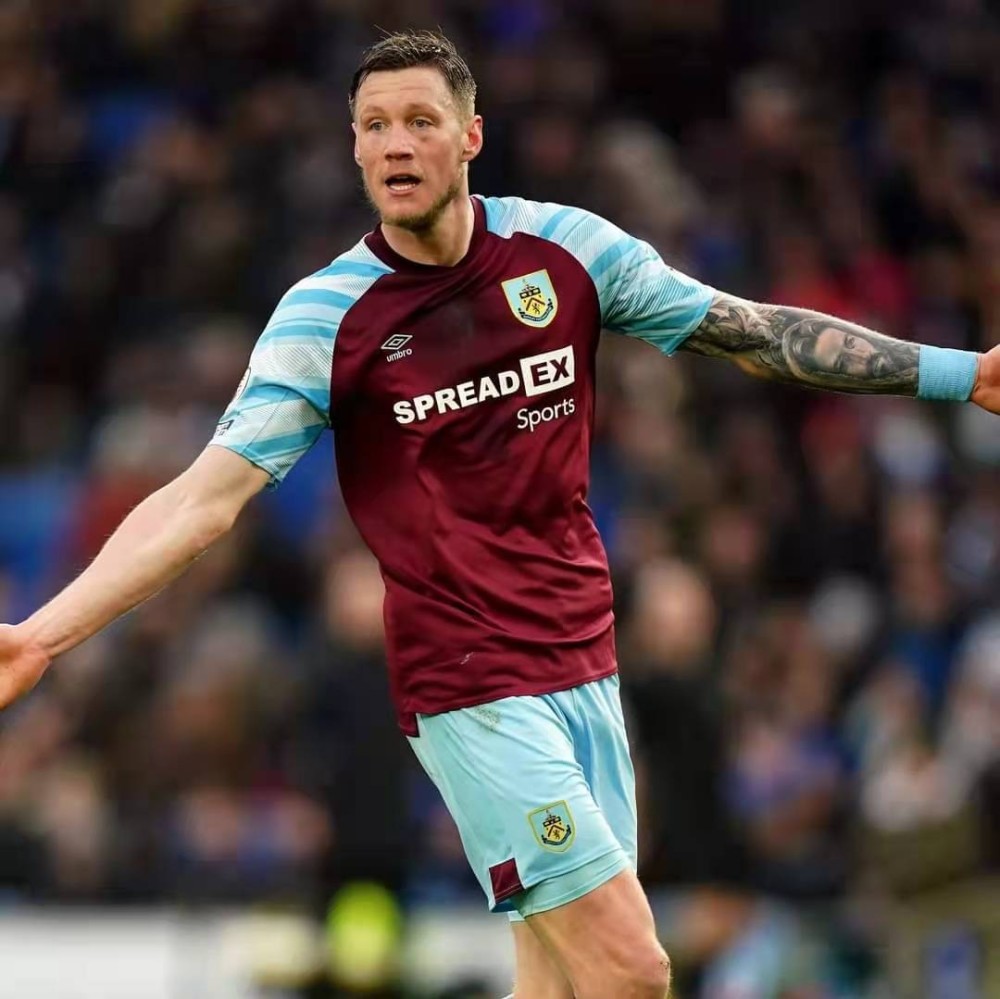 换帅效果不佳,伯恩利客场失利继续保级压力的简单介绍 换帅效果不佳,伯恩利客场失利继续保级压力的简单介绍