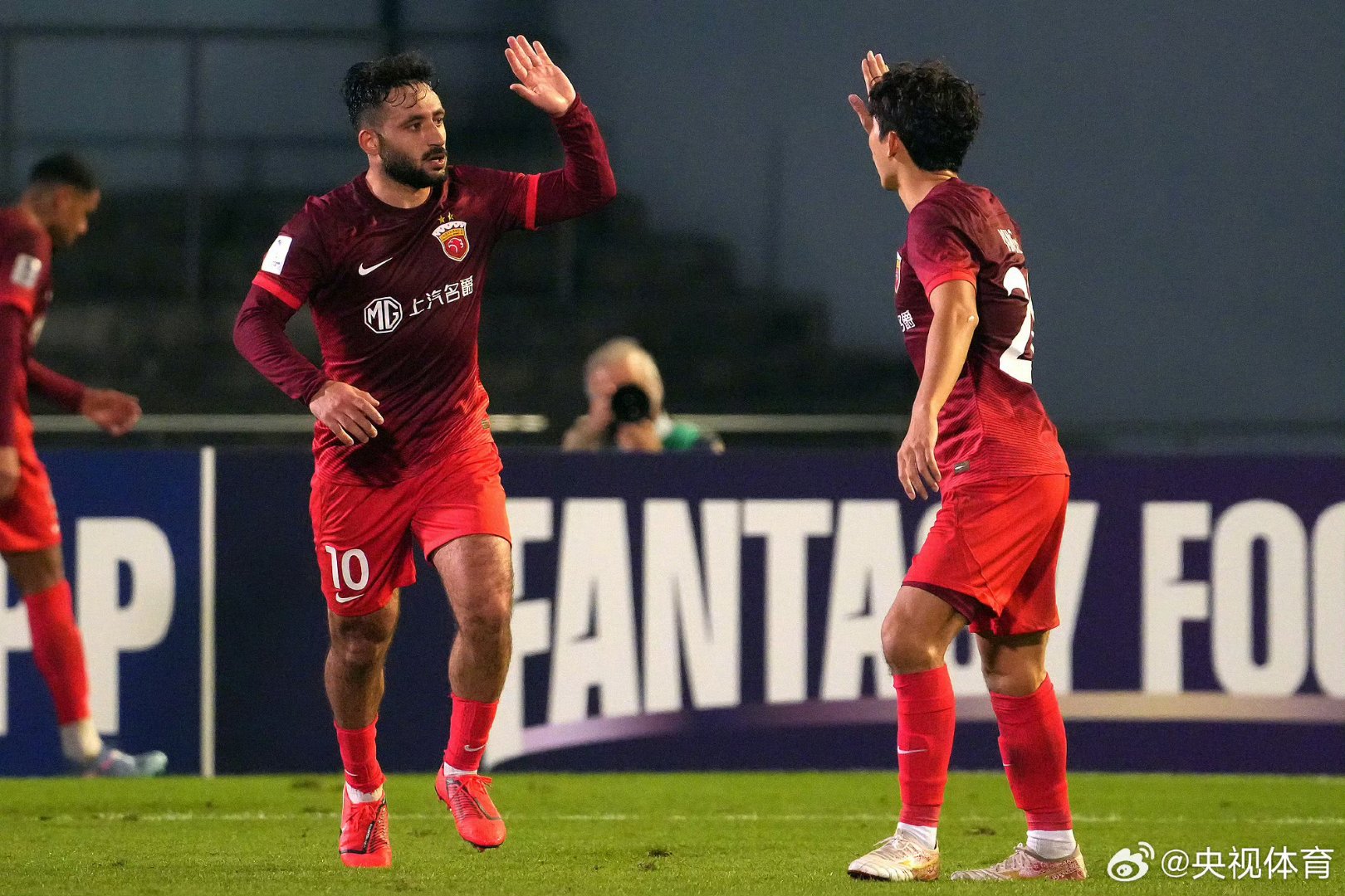 新一轮转会期拉开序幕，球队或迎来新援的简单介绍