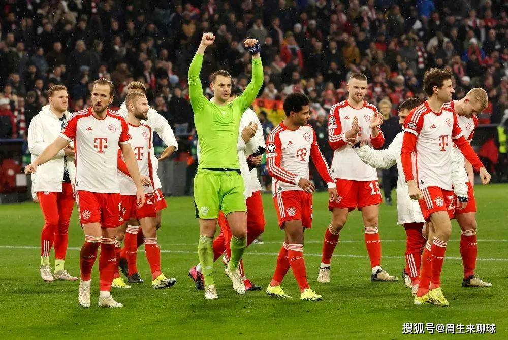 包含拜仁实力碾压对手，中场大将领衔全队独揽胜局的词条