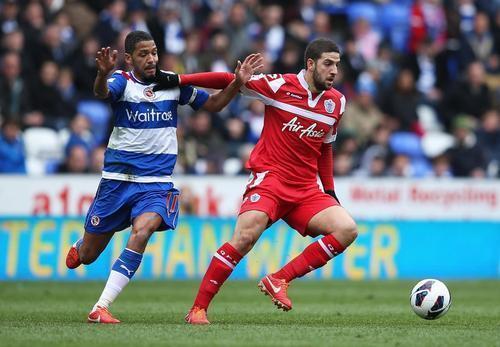 雷丁客场大破对手，取得双杀胜利