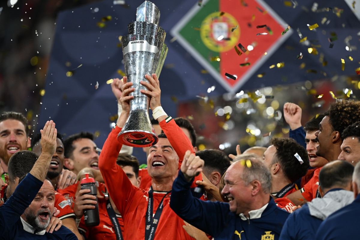 慕尼黑勇夺三连胜,欧洲战绩斐然 慕尼黑勇夺三连胜,欧洲战绩斐然