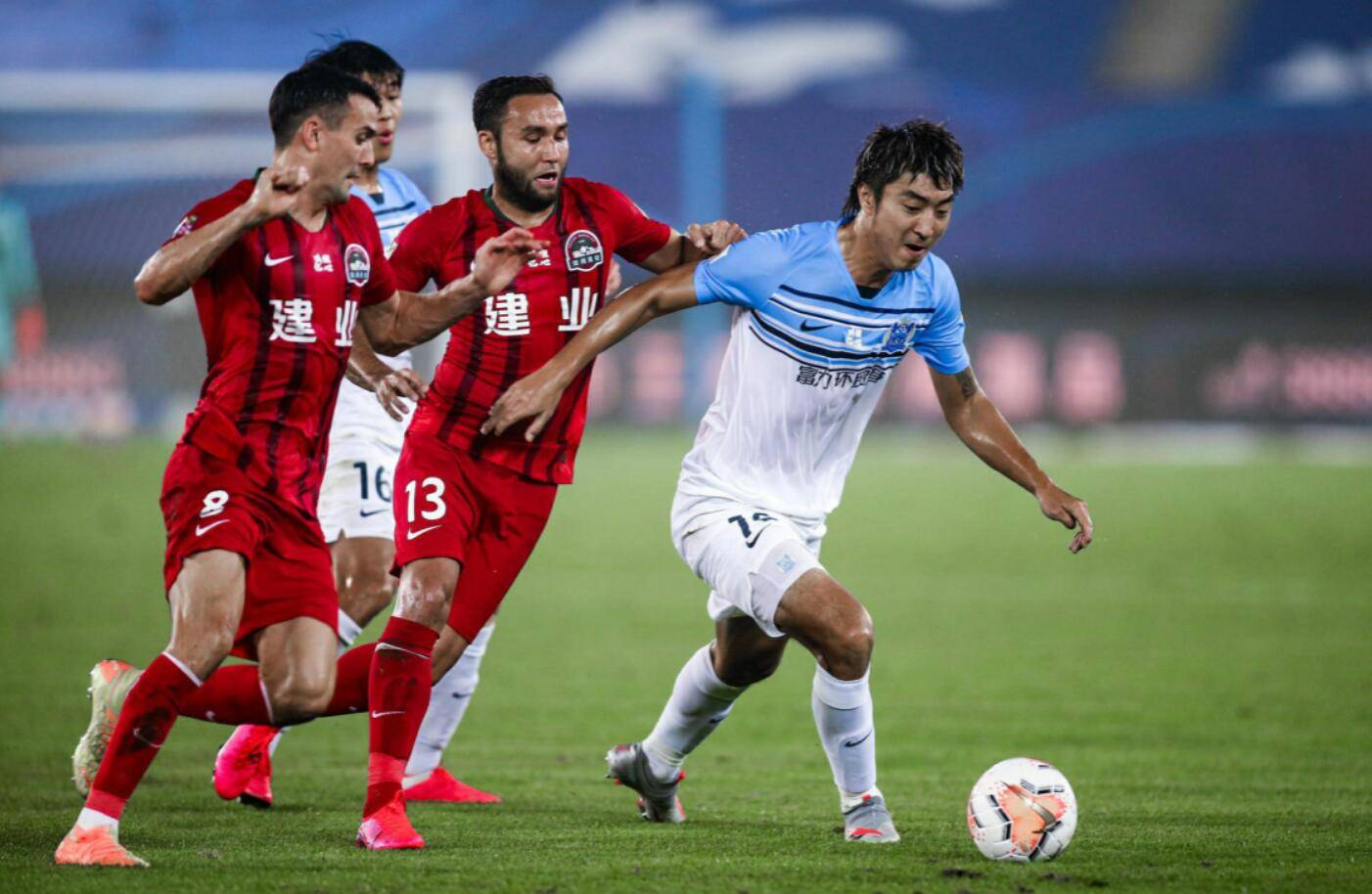 建业客场逼平富力，积分保持相对稳定的简单介绍