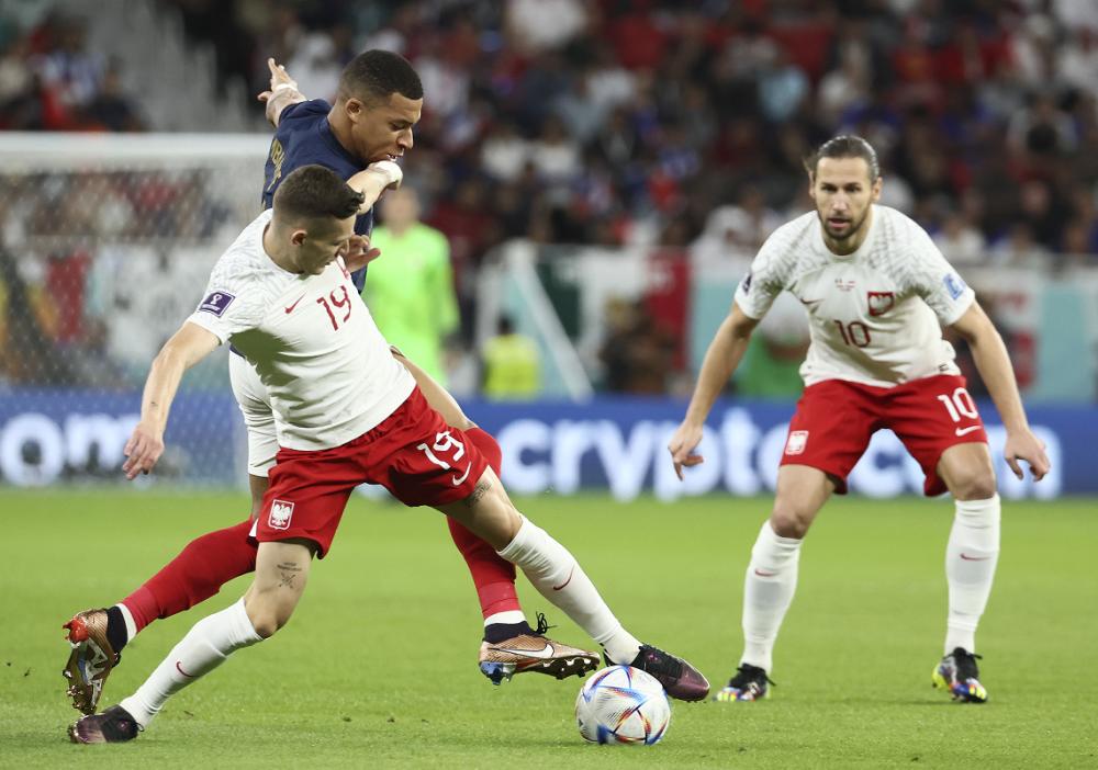 法国队轻取日本队,安赛龙状态火热 法国队轻取日本队,安赛龙状态火热