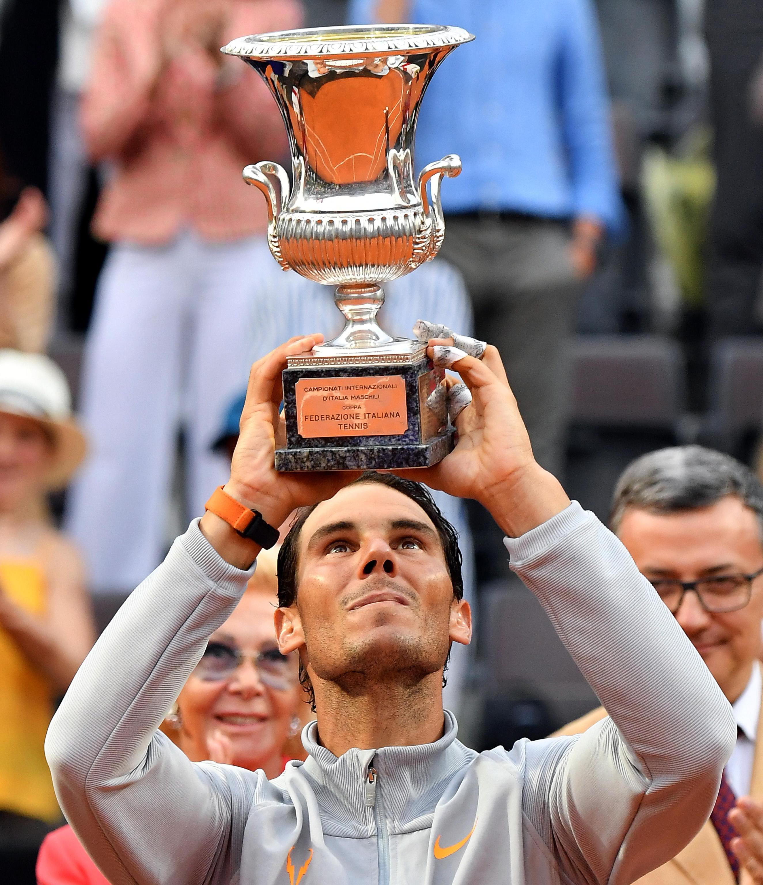 包含日本网球队血洗意大利网球队，纳达尔制霸全场的词条