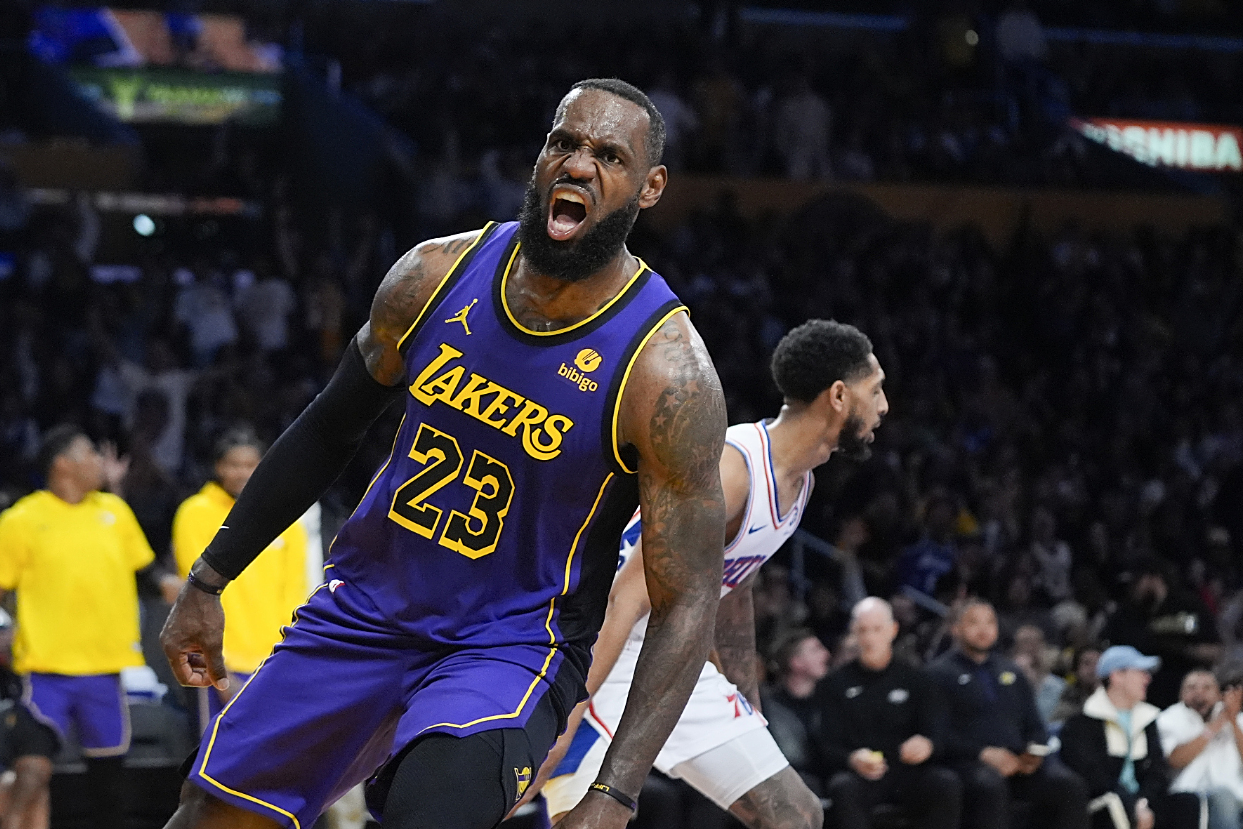 湖人翻盘美国男篮，詹姆斯一己之力扛起全队的简单介绍