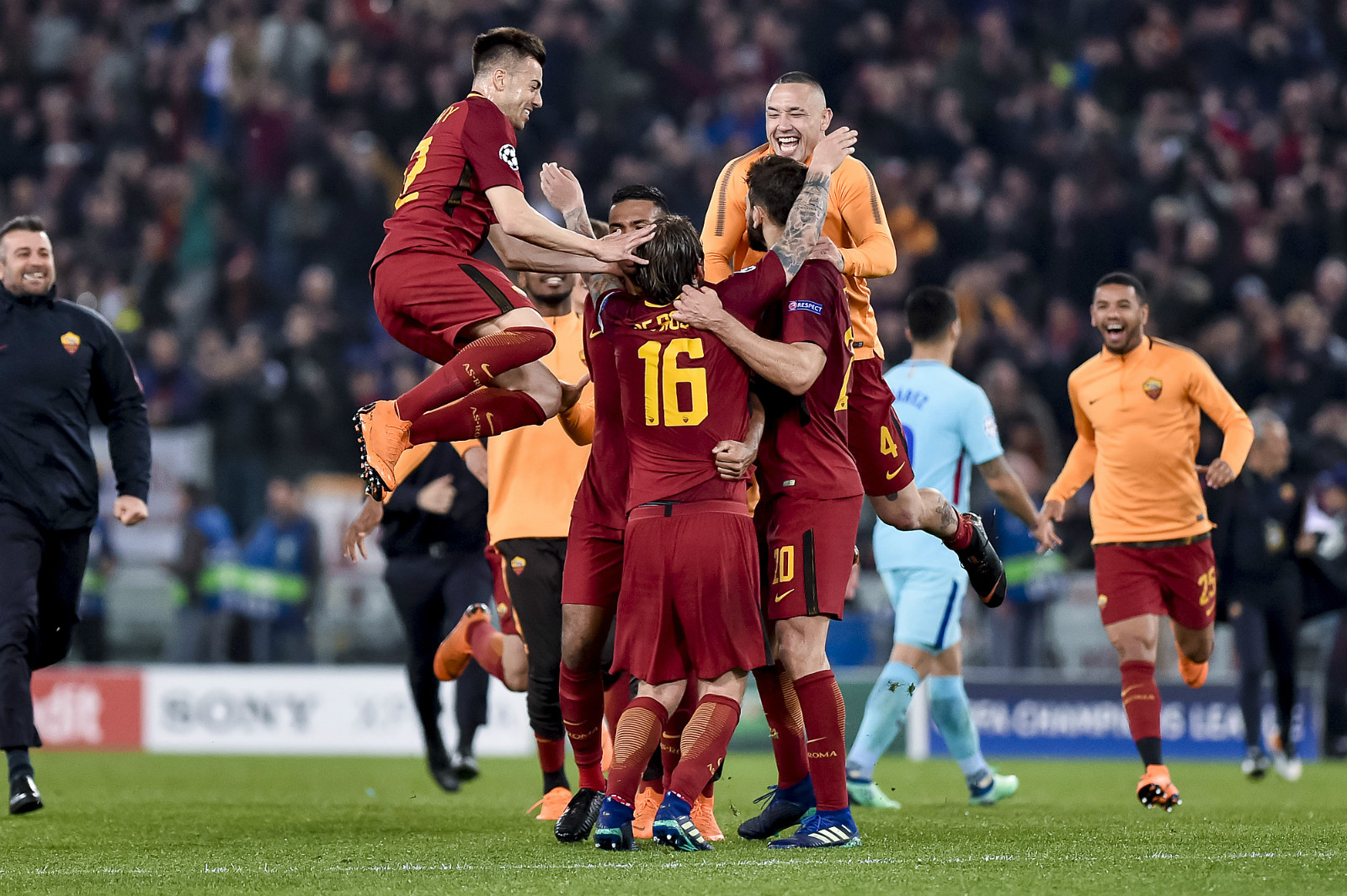 日本险胜国际米兰，萨拉赫关键制胜的简单介绍