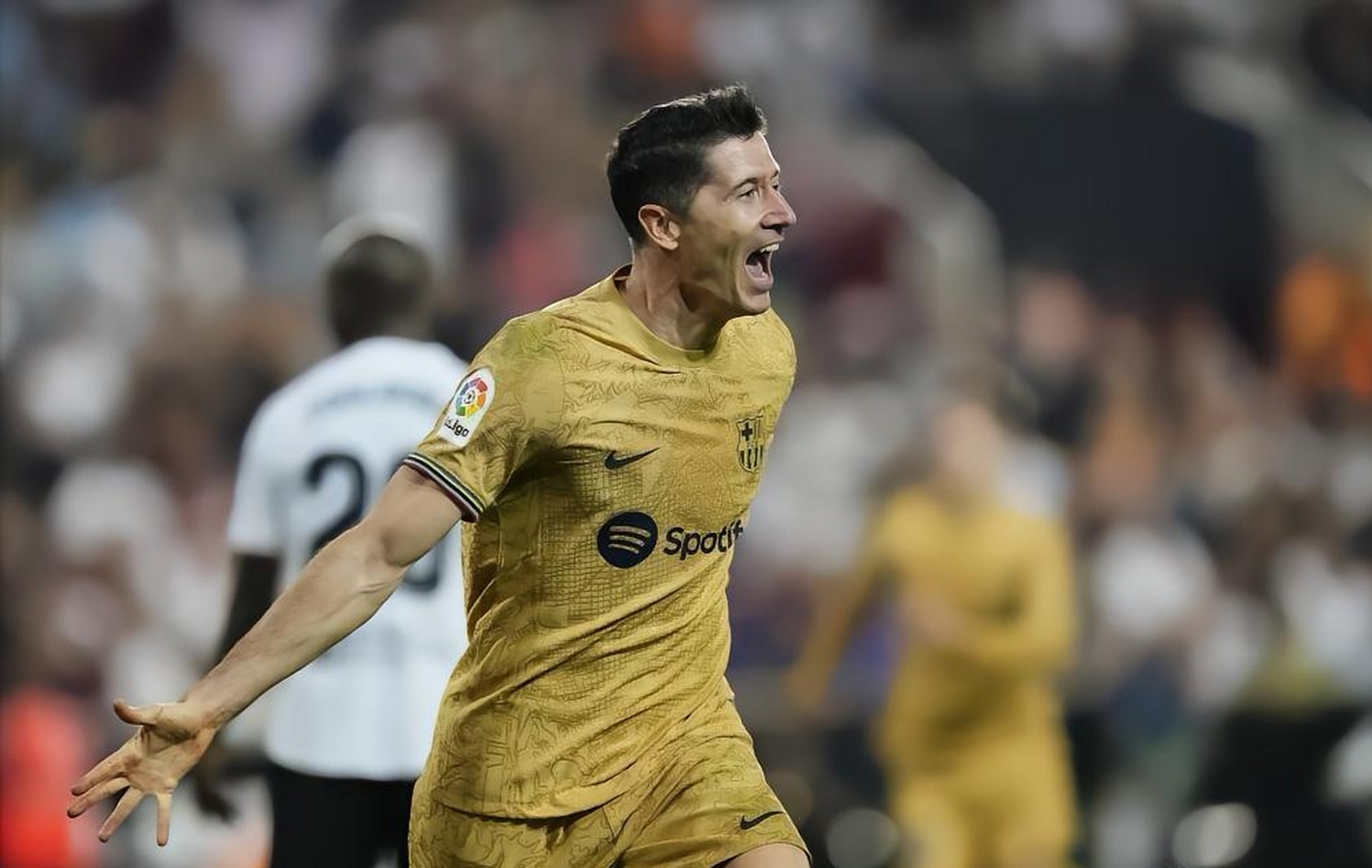 包含奥地利翻盘曼联,莱万状态火热的词条 包含奥地利翻盘曼联,莱万状态火热的词条