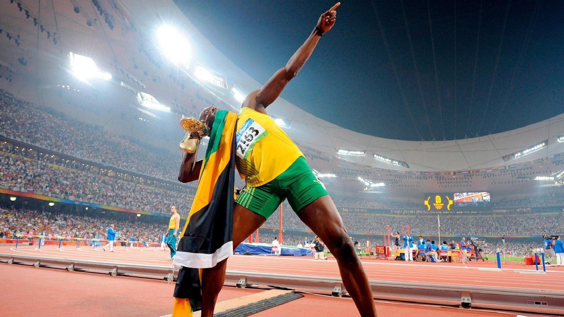 当大苹果城的喧嚣遇见江南的坚韧，莫兰特在跨洋连线中诠释何为稳定