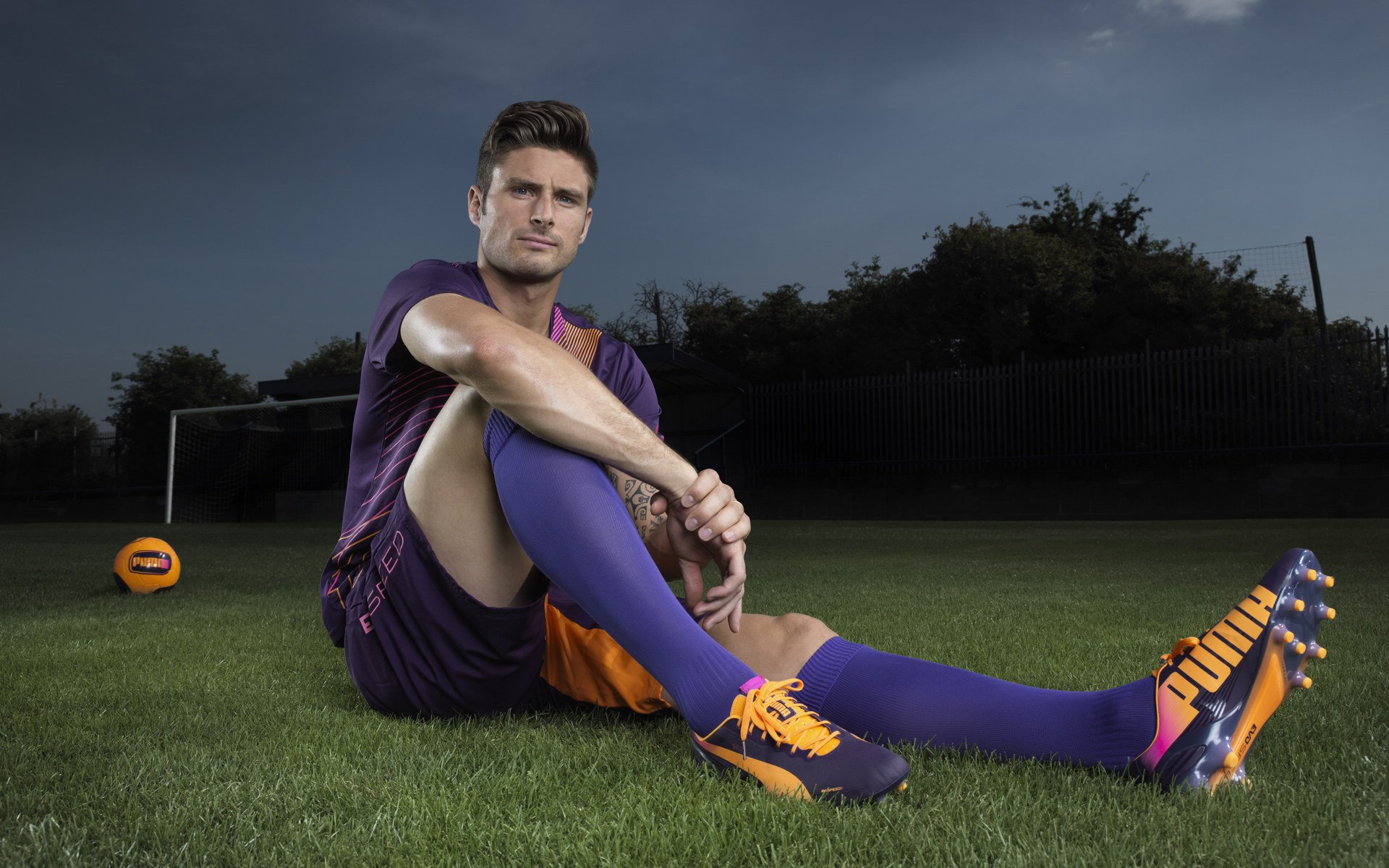 欧冠淘汰赛之夜，阿尔瓦雷斯一手掌控比赛走势